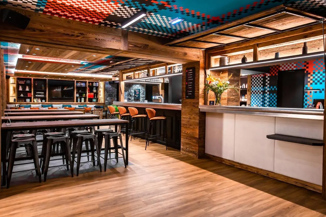 Hotel Neve Morzine 3*,  France